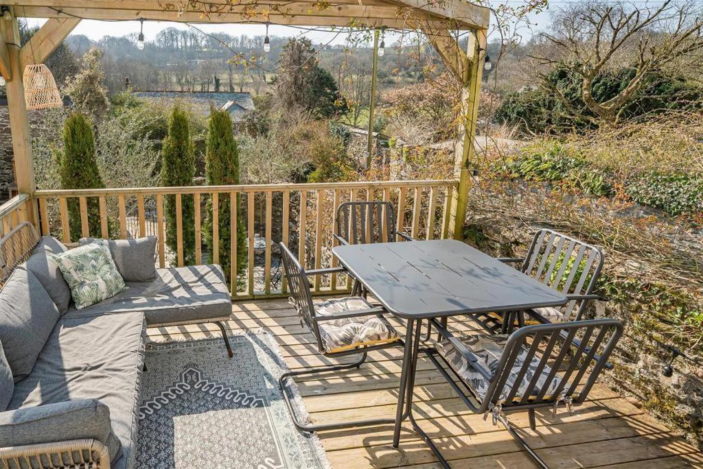 With Amazing Terrace, 10 Guests 5 Bedroom * Port D'Andratx
